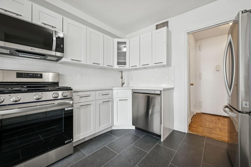 Newly Renovated Kitchen And Bathroom - Turnkey And Move In - Beach Home for sale in Beechhurst, New York on Beachhouse.com