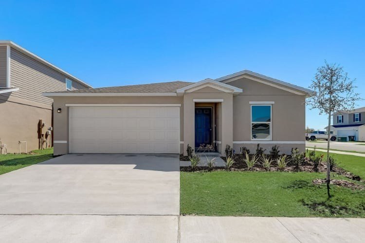 3 bed | 2 bath | 2-bay | 1665 sqft *Closing costs are additional - Beach Home for sale in Vero Beach, Florida on Beachhouse.com