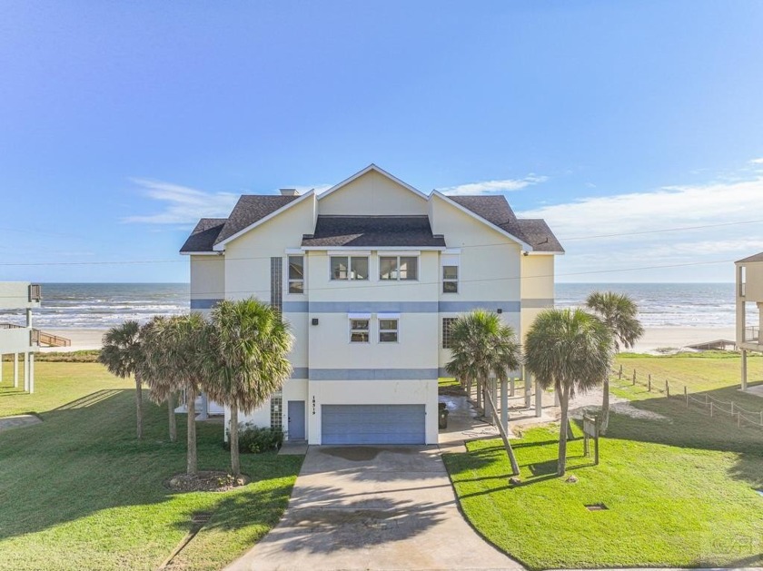 Come see this luxury first-row, beachfront home with stunning - Beach Home for sale in Galveston, Texas on Beachhouse.com