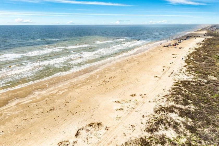 Now available, this vacant beachfront lot presents an - Beach Lot for sale in Galveston, Texas on Beachhouse.com