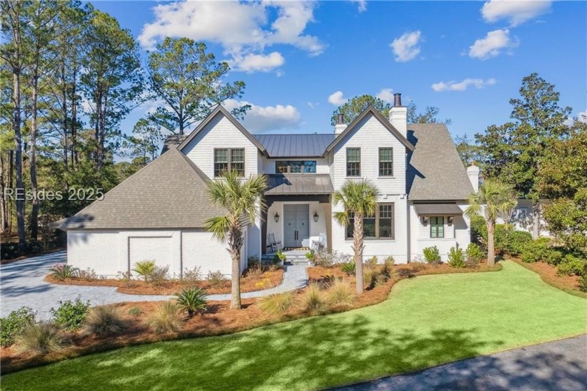 This incredible home with its open concept blends quality and - Beach Home for sale in Bluffton, South Carolina on Beachhouse.com