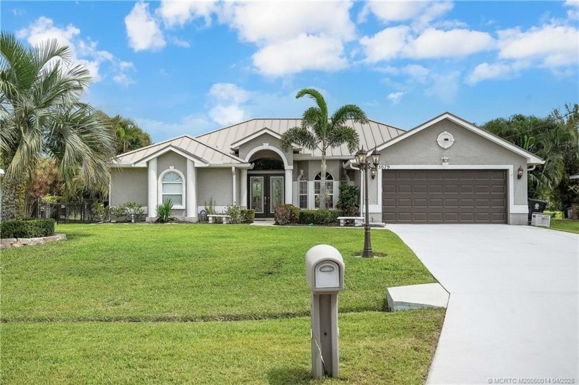 Welcome to Endless Summer in South Bend. Just minutes from the - Beach Home for sale in Port Saint Lucie, Florida on Beachhouse.com