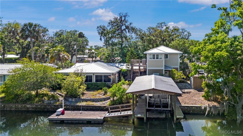 Welcome to your private waterfront oasis just five houses from - Beach Home for sale in Crystal River, Florida on Beachhouse.com