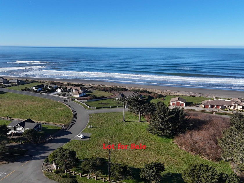 Stunning Oceanview Lot in The Beach Subdivision - Perfect for - Beach Lot for sale in Smith River, California on Beachhouse.com