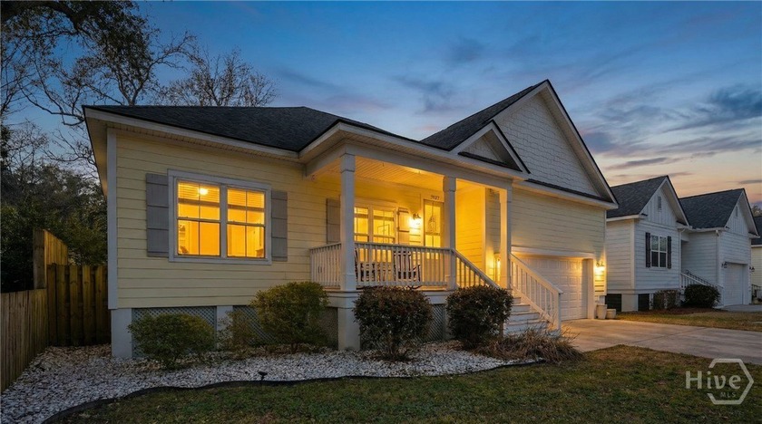 Four bedrooms, 2.5 baths, and just a few years old-this home - Beach Home for sale in Savannah, Georgia on Beachhouse.com