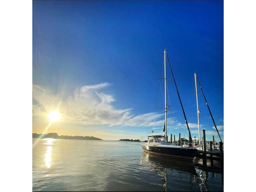 The most sought-after slip-on Ocracoke is for sale! Located in - Beach Lot for sale in Ocracoke, North Carolina on Beachhouse.com