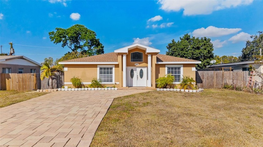 WELCOME HOME TO THIS AMAZING POOL HOME! No Flood Insurance!!! - Beach Home for sale in St. Petersburg, Florida on Beachhouse.com