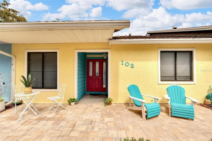 This charming 2 BR/2 BA 2 villa in Tarpon Springs is the perfect - Beach Home for sale in Tarpon Springs, Florida on Beachhouse.com