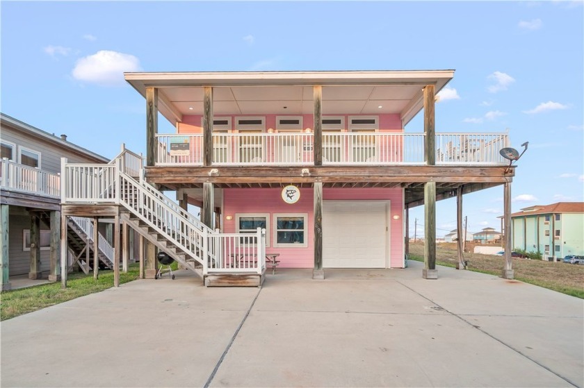 5 Bedroom / 4 bath ocean view home in the popular Sand Point - Beach Home for sale in Port Aransas, Texas on Beachhouse.com