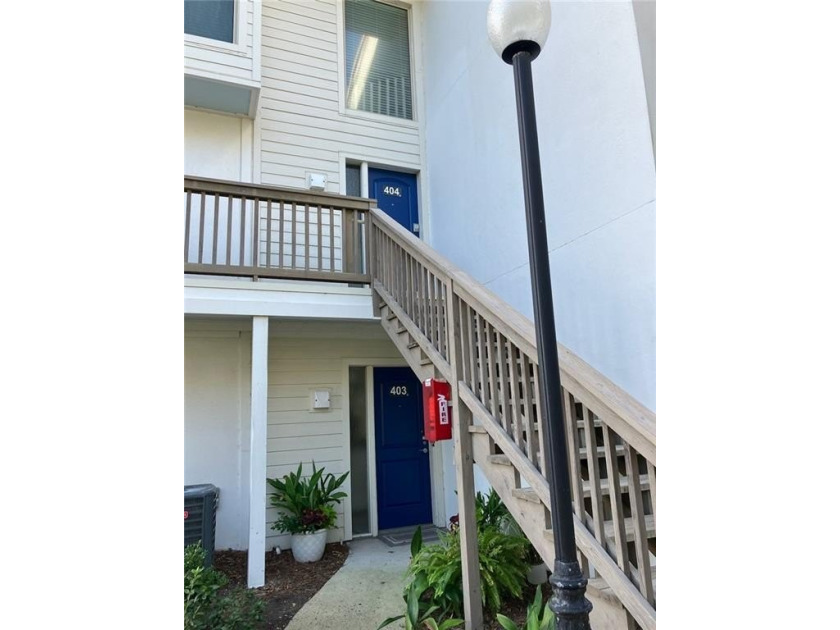 This 3bedroom, 2 bath villa has been completed renovated and is - Beach Condo for sale in Jekyll Island, Georgia on Beachhouse.com