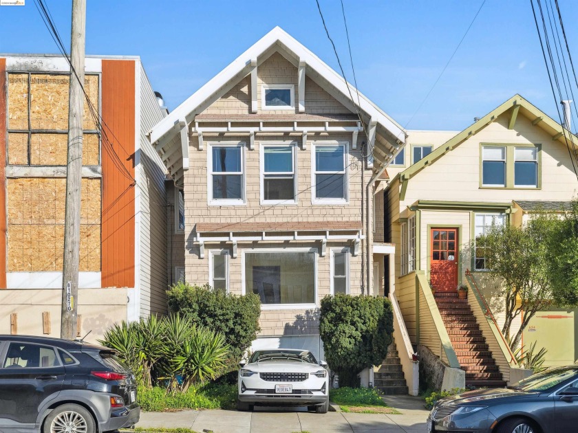 New price! Located at 630 40th Avenue in the Outer Richmond - Beach Townhome/Townhouse for sale in San Francisco, California on Beachhouse.com