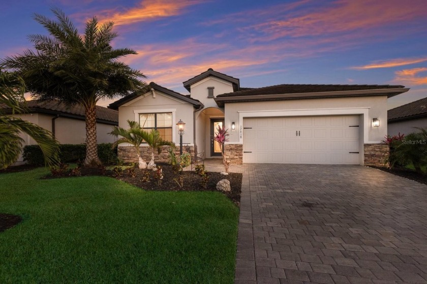 One or more photo(s) has been virtually staged. WELCOME to this - Beach Home for sale in Lakewood Ranch, Florida on Beachhouse.com