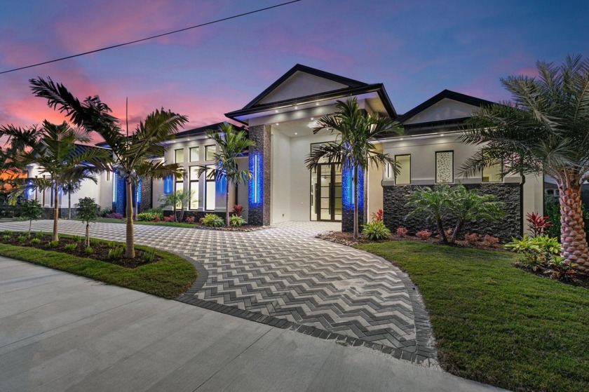 The builder wants this out of his inventory and off the books - Beach Home for sale in Marco Island, Florida on Beachhouse.com