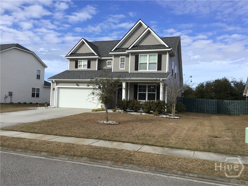 Great newer home in the Way Station Community with access to the - Beach Home for sale in Richmond Hill, Georgia on Beachhouse.com