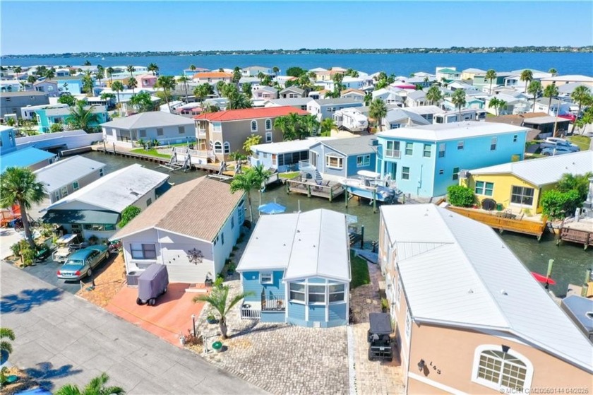 Charming waterfront home-1 bedroom, 1.5 bath.  Remodeled with - Beach Home for sale in Jensen Beach, Florida on Beachhouse.com