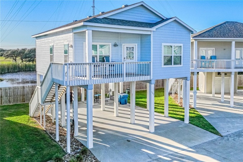 Welcome to this charming 3 bed, 2 bath gem nestled in the - Beach Home for sale in Rockport, Texas on Beachhouse.com