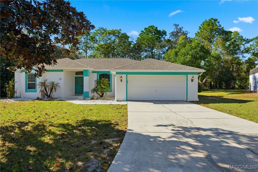 MOVE-IN READY AND WELL-MAINTAINED HOME in Sugarmill Woods on a - Beach Home for sale in Homosassa, Florida on Beachhouse.com