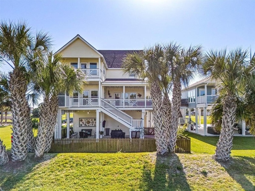 Your Galveston getaway on the West End in Laffite's Cove. Open - Beach Home for sale in Galveston, Texas on Beachhouse.com