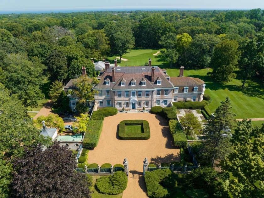Suffield House is considered one of renowned architect David - Beach Home for sale in Lake Forest, Illinois on Beachhouse.com