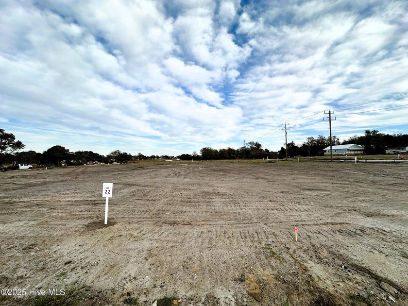 Lot #22 Build your dream home in a prime Morehead City location - Beach Lot for sale in Morehead City, North Carolina on Beachhouse.com