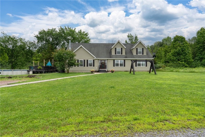 INCREDIBLE HOME!!! You won't want to miss this beautiful 5 - Beach Home for sale in Lyme, New York on Beachhouse.com