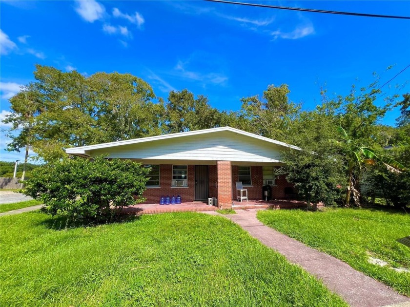 Welcome to Daytona Beach Florida! This duplex is found on a - Beach Townhome/Townhouse for sale in Daytona Beach, Florida on Beachhouse.com