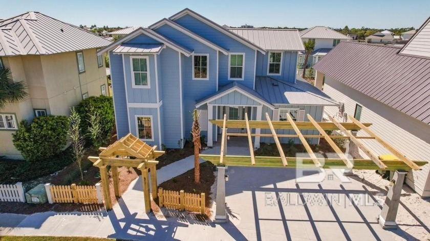 Welcome to this fully furnished, move-in ready Beach Cottage in - Beach Home for sale in Gulf Shores, Alabama on Beachhouse.com