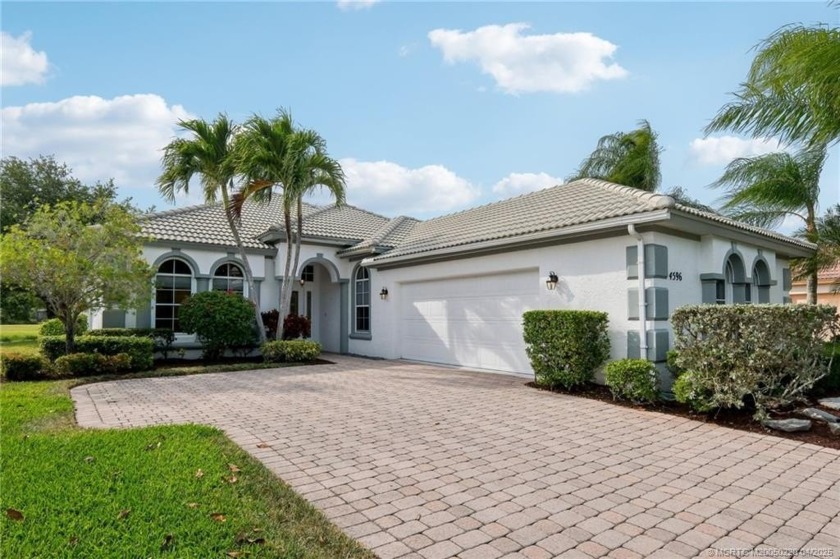 Welcome home to this beautifully updated 2-bed, 2-bath pool home - Beach Home for sale in Jensen Beach, Florida on Beachhouse.com