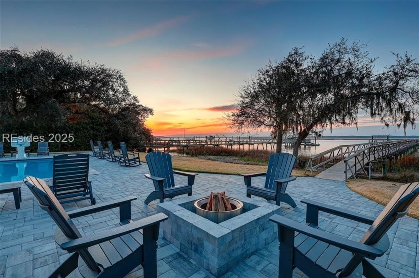 Stunning deep-water residence in Sea Pines features a private - Beach Home for sale in Hilton Head Island, South Carolina on Beachhouse.com