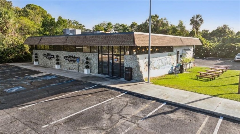 This .8 acre commercial property offers a large 3,968sf building - Beach Commercial for sale in Saint Marys, Georgia on Beachhouse.com