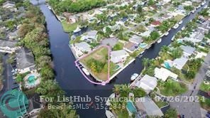 Private oasis looking at mangrove trees! 120 FT OF DOCK SPACE - Beach Lot for sale in Fort Lauderdale, Florida on Beachhouse.com