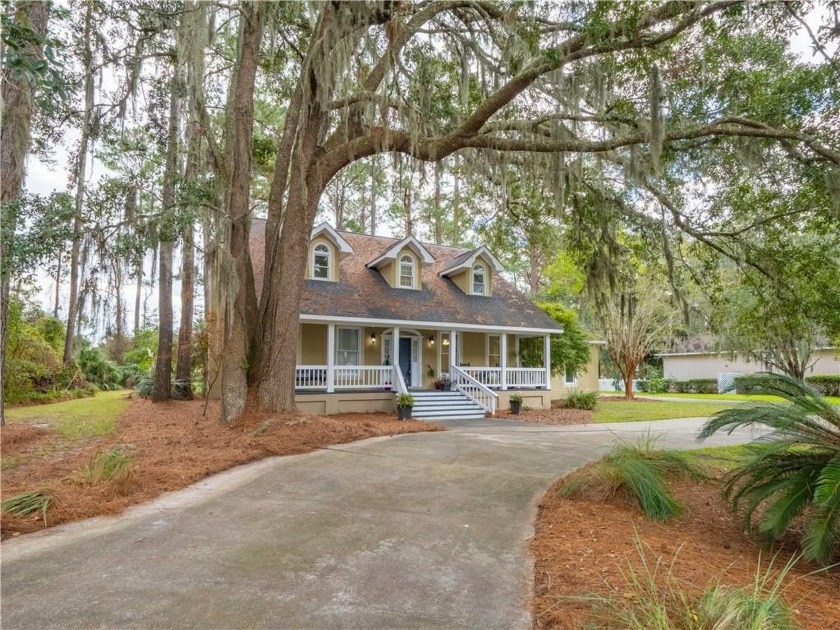 Classic Cape Cod in beautiful Oak Grove Island. This home is set - Beach Home for sale in Brunswick, Georgia on Beachhouse.com