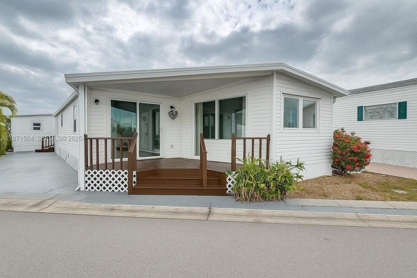 Welcome to this beautifully updated and recently remodeled - Beach Home for sale in Briny Breezes, Florida on Beachhouse.com