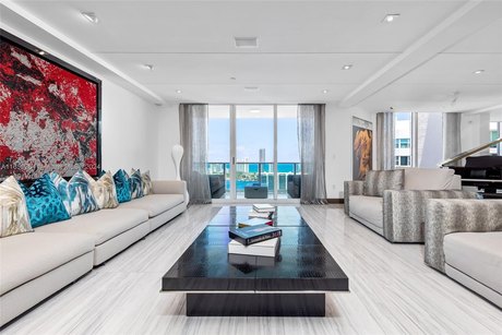 Unveiling the coveted Penthouse at Penninsula II. A sprawling 5 - Beach Condo for sale in Aventura, Florida on Beachhouse.com