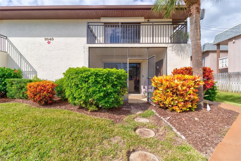 This charming townhome is situated in a desirable oceanfront - Beach Townhome/Townhouse for sale in Cocoa Beach, Florida on Beachhouse.com