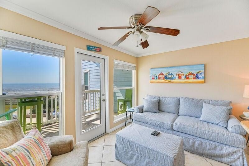 INCREDIBLE Location and VIEW!  VERY popular condo in the - Beach Condo for sale in Galveston, Texas on Beachhouse.com
