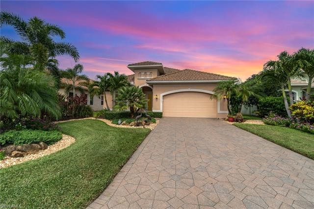 Welcome Home to LONGSHORE LAKE! You have found your *Piece in - Beach Home for sale in Naples, Florida on Beachhouse.com