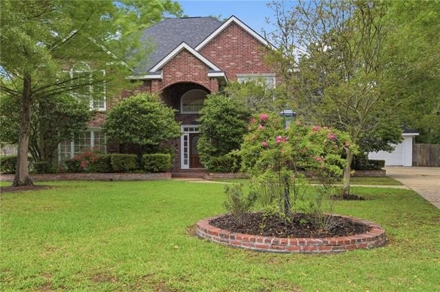 Welcome to refined living in the highly desirable Meadowbrook - Beach Home for sale in Mandeville, Louisiana on Beachhouse.com