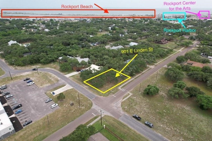 Oak tree covered lot with utilities already in place and ready - Beach Lot for sale in Rockport, Texas on Beachhouse.com