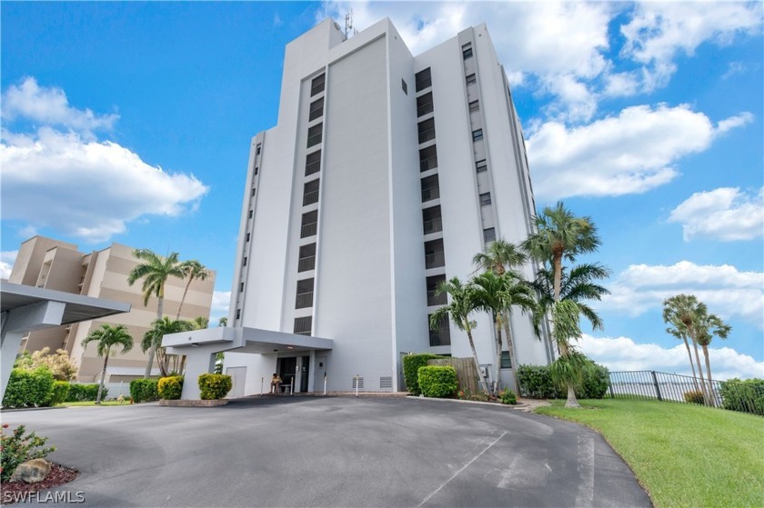 Welcome to your dream condo in North Fort Myers! This stunning - Beach Condo for sale in North Fort Myers, Florida on Beachhouse.com