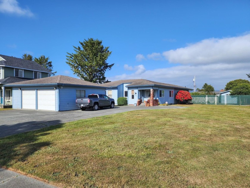This charming OCEANVIEW 3-bedroom, 2-bathroom home offers - Beach Home for sale in Crescent City, California on Beachhouse.com