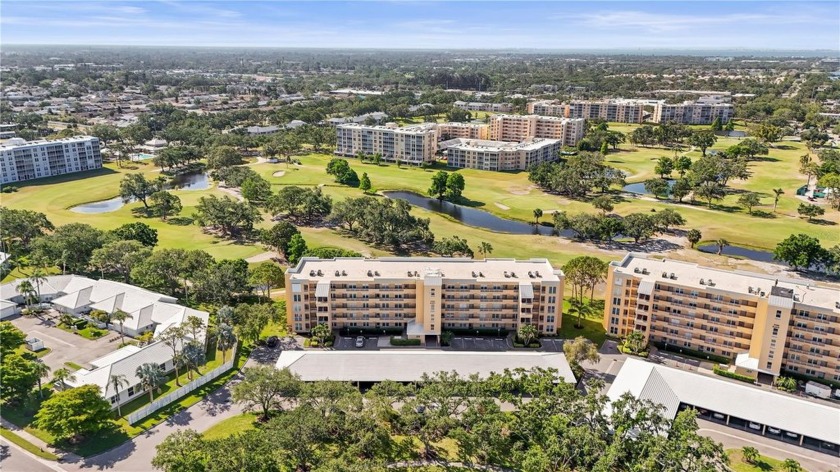 THIS PROPERTY QUALIFIES FOR A 1% LENDER INCENTIVE IF USING - Beach Condo for sale in Bradenton, Florida on Beachhouse.com