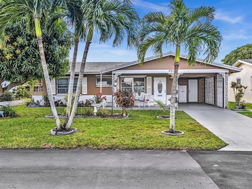 Bring your toothbrush, this Clean, Warm & Charming 2Bed/2Bath - Beach Home for sale in Tamarac, Florida on Beachhouse.com
