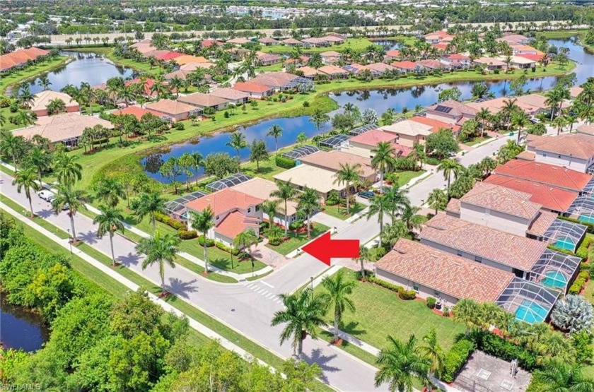 WHY WAIT?  MOVE IN READY! EXCELLENT INVESTMENT PROPERTY! PET - Beach Home for sale in Naples, Florida on Beachhouse.com