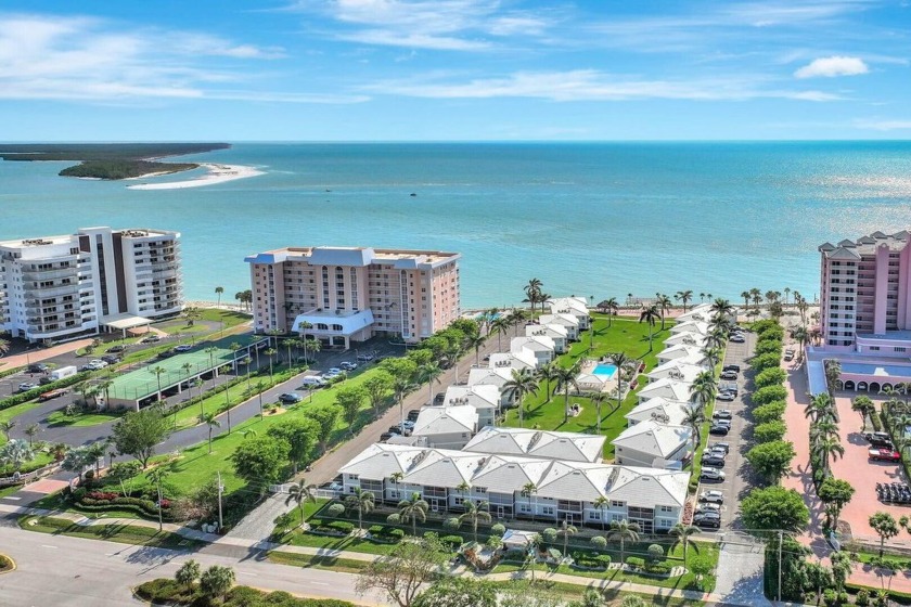 This south end boutique condominium complex is a longtime - Beach Condo for sale in Marco Island, Florida on Beachhouse.com