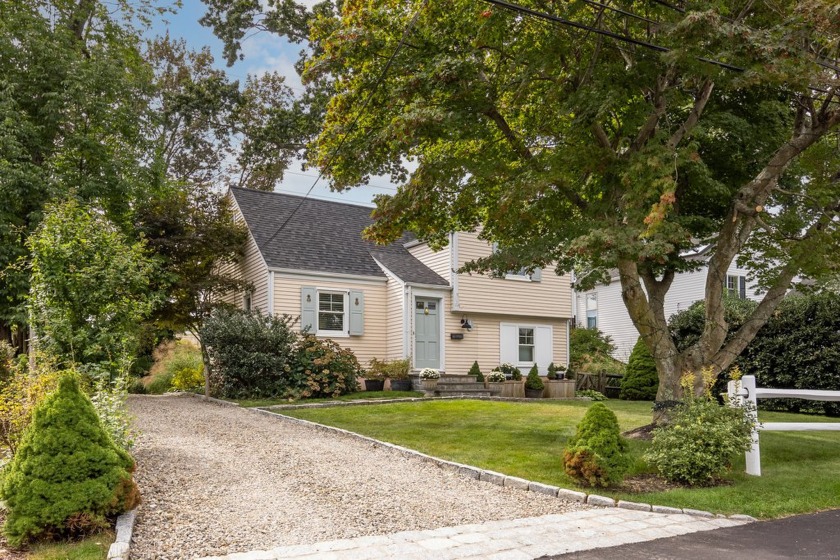 Welcome to this beautifully updated sun-filled Cape Cod-style - Beach Home for sale in Darien, Connecticut on Beachhouse.com