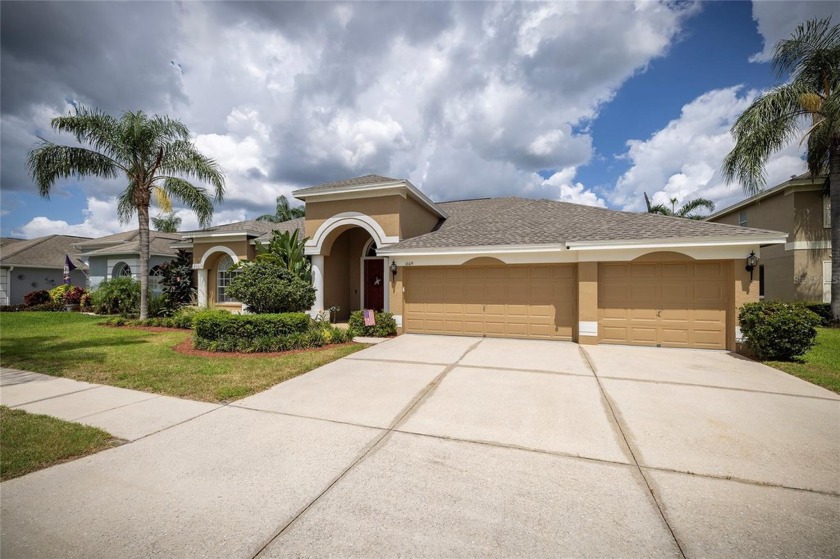 Welcome Home to this wonderful property which sustained NO - Beach Home for sale in Trinity, Florida on Beachhouse.com