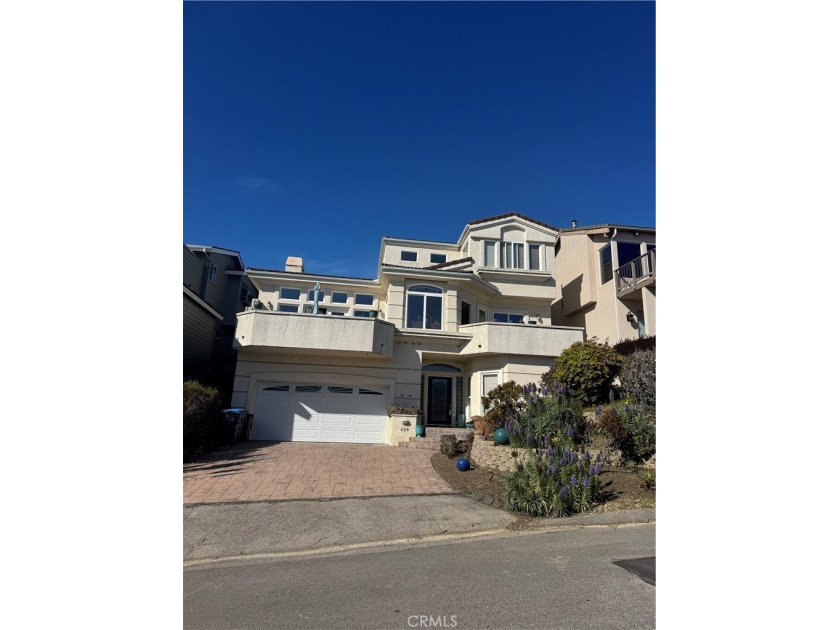 Perched on a small hill in Cambria's desirable East Village - Beach Home for sale in Cambria, California on Beachhouse.com