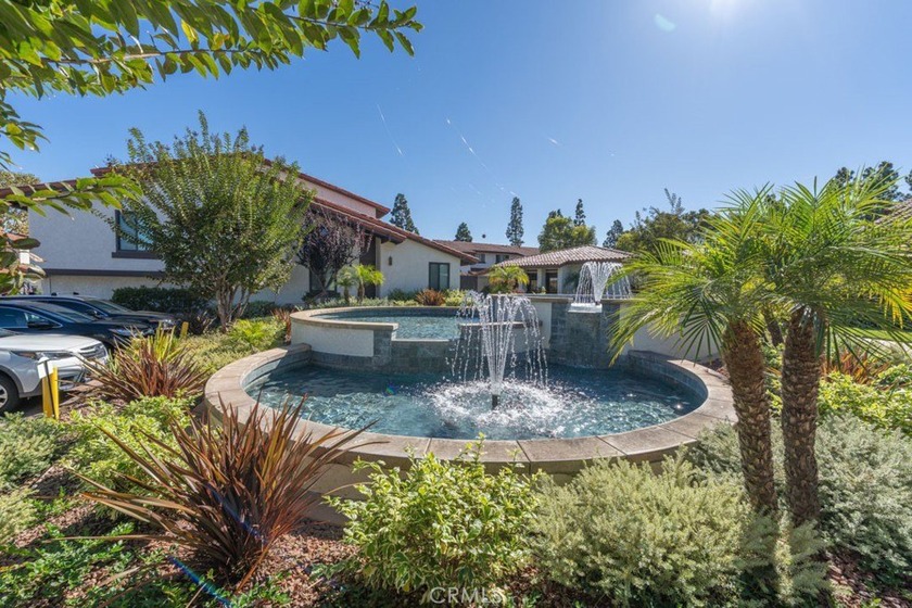 Discover this pristine and tastefully remodeled townhome - Beach Townhome/Townhouse for sale in Long Beach, California on Beachhouse.com