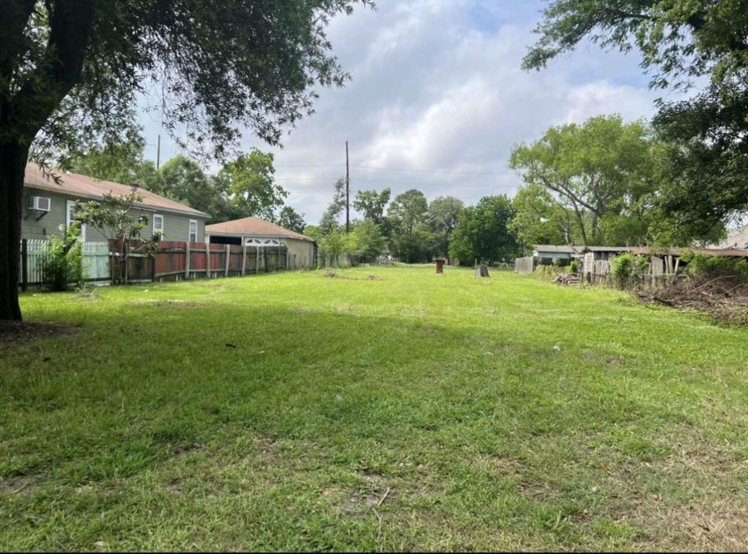 Massive lot ready to build your home. Enough space to build a - Beach Lot for sale in Port Arthur, Texas on Beachhouse.com